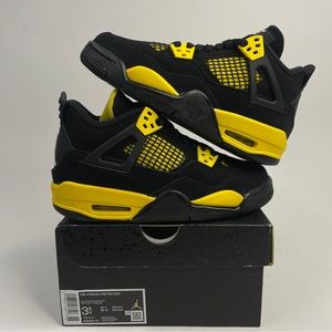 Nike Air Jordan 4 Retro GS “Thunder/Tour Yellow” 2023